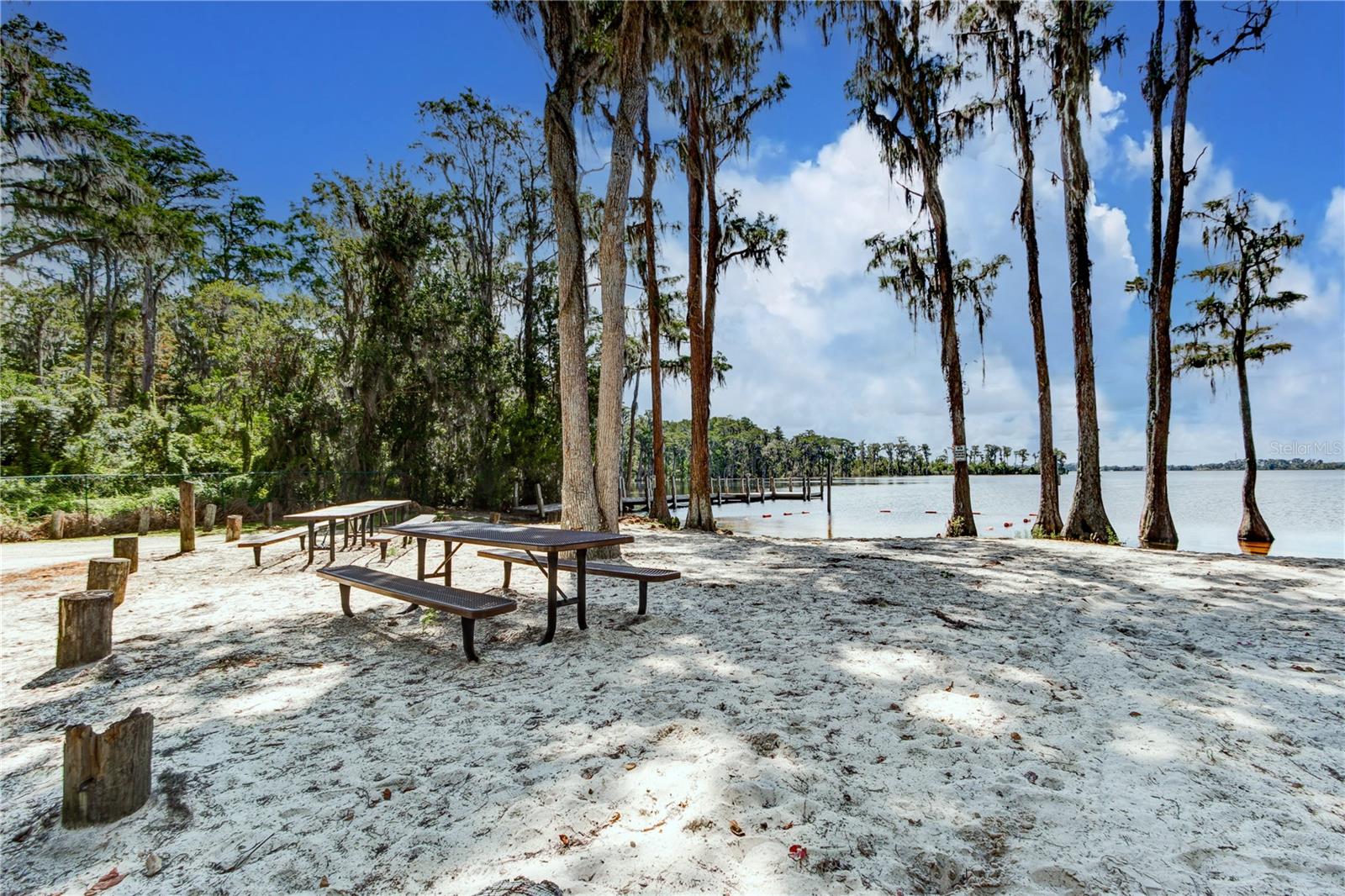 Image 26 of 31 For Breaks Lane