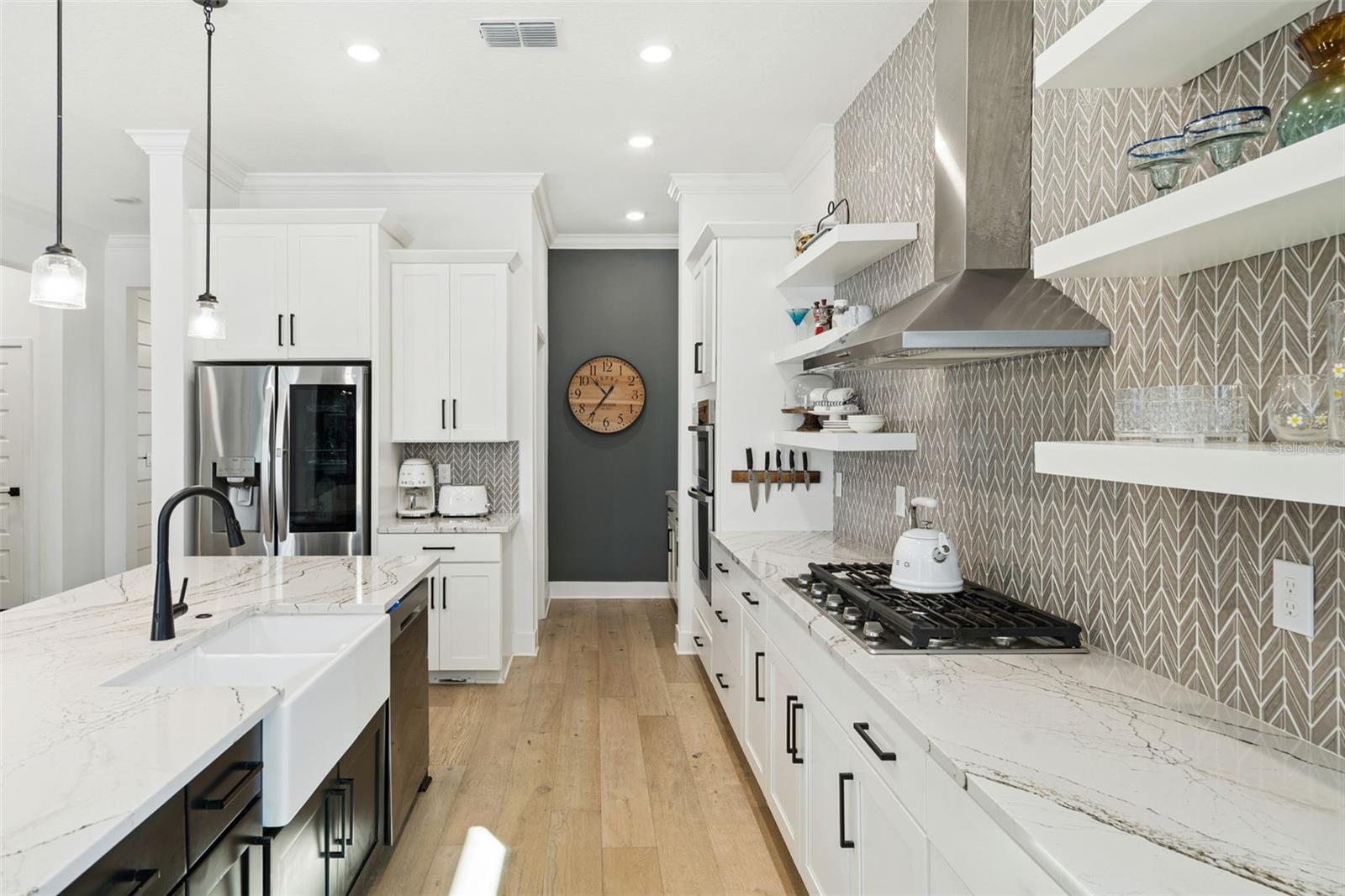 Image 10 of 35 For 15391 Lebeau Loop