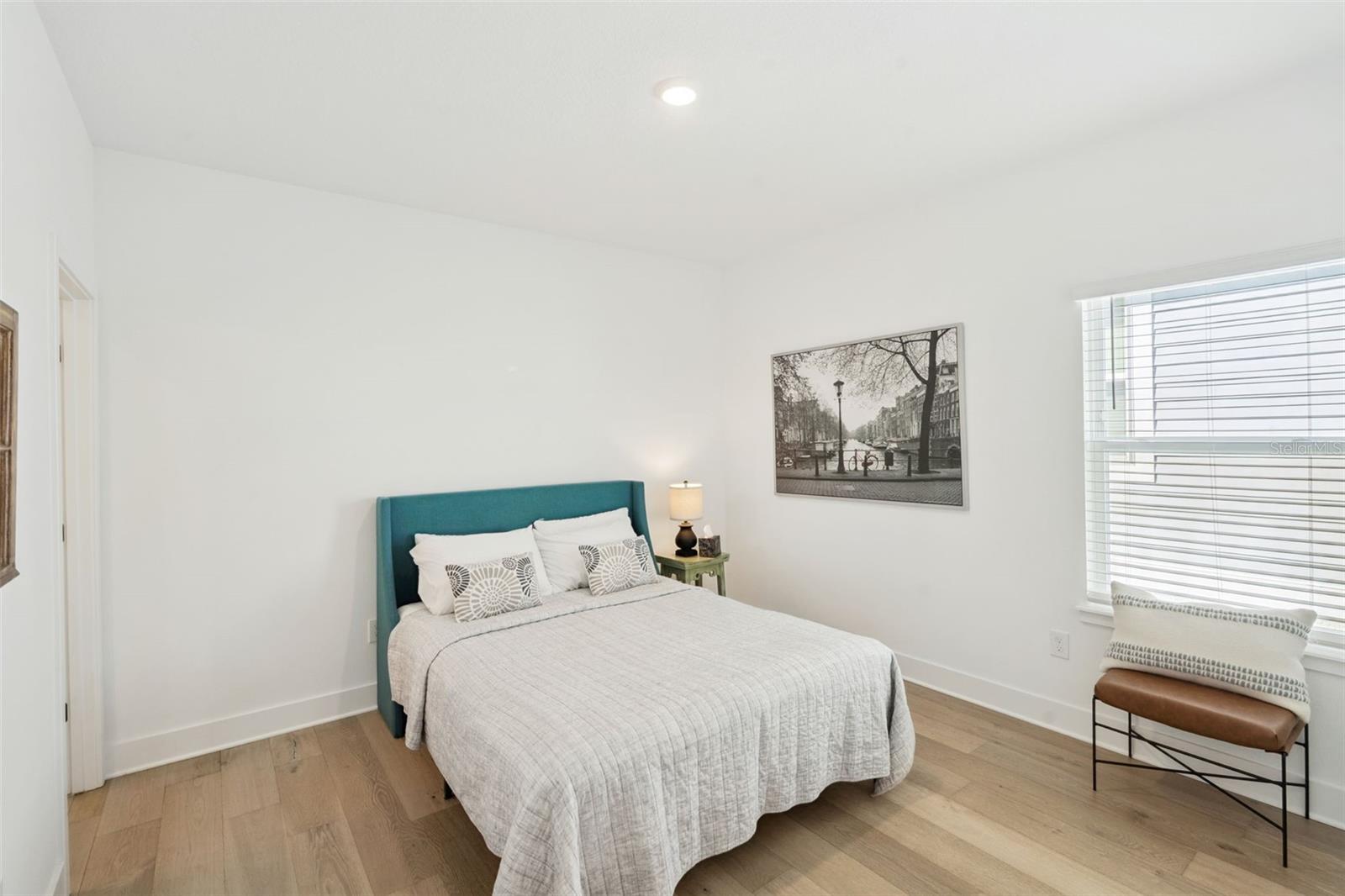 Image 26 of 35 For 15391 Lebeau Loop