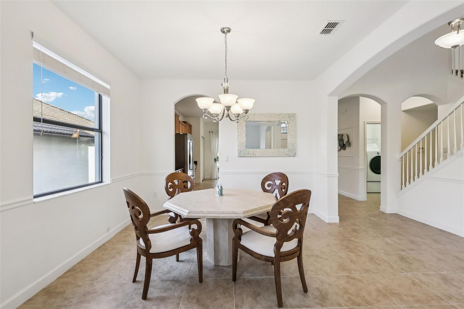 Image 10 of 80 For 8920 Dove Valley Way