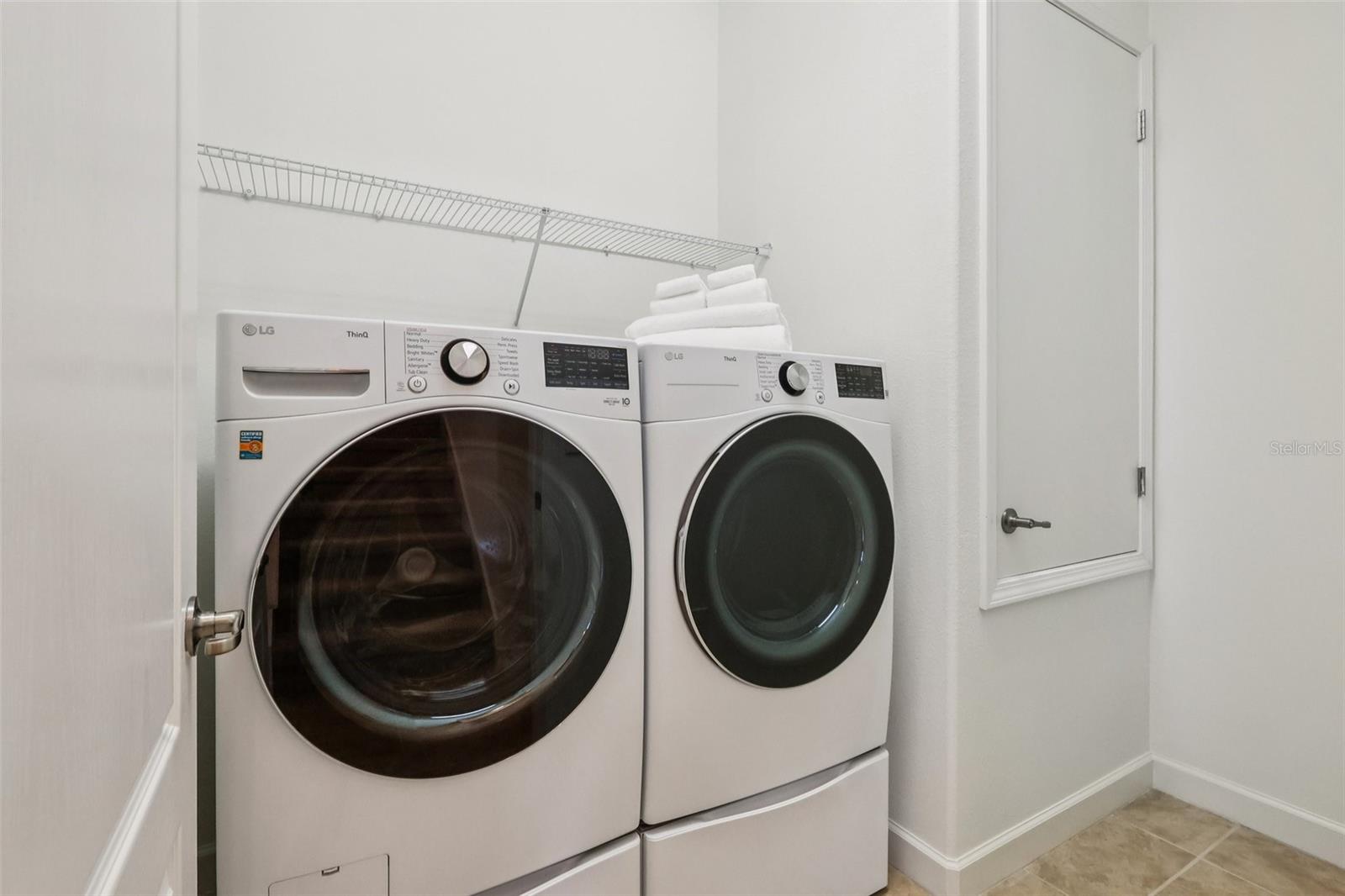 Image 24 of 80 For 8920 Dove Valley Way