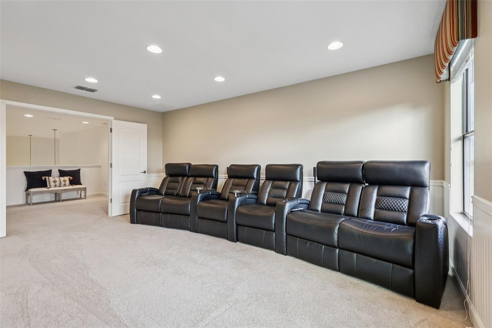 Image 28 of 80 For 8920 Dove Valley Way