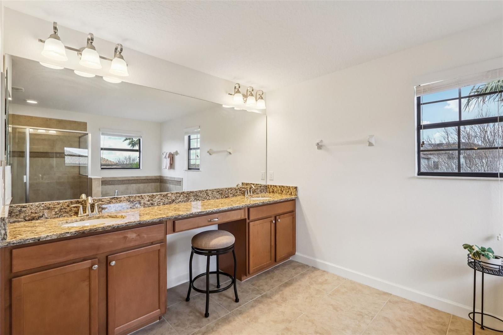 Image 32 of 80 For 8920 Dove Valley Way