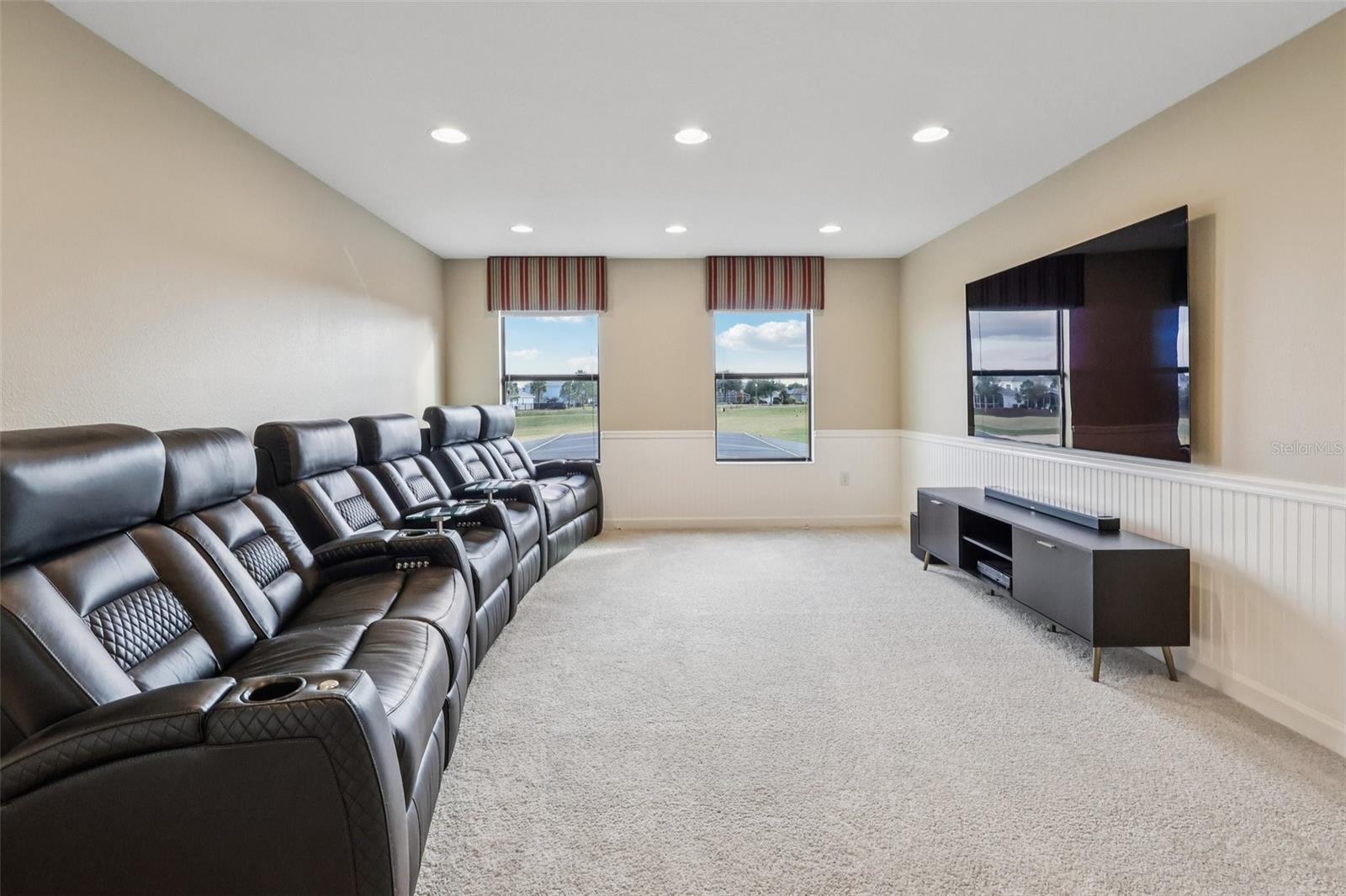 Image 5 of 80 For 8920 Dove Valley Way