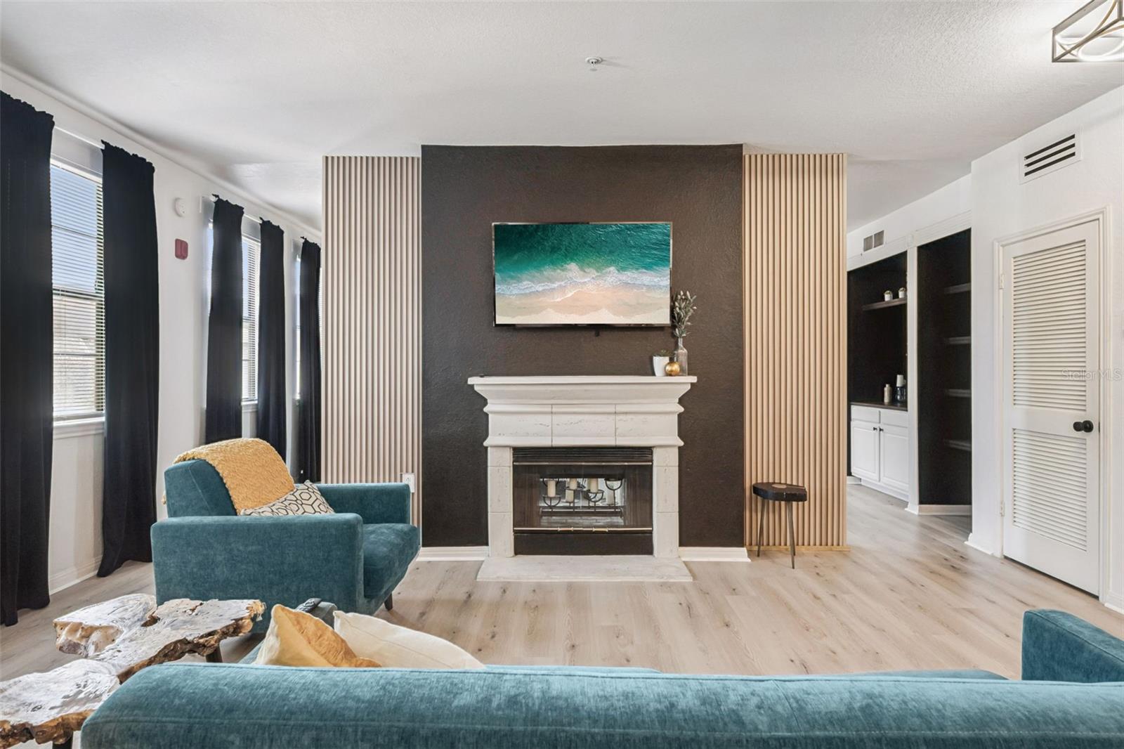 Image 11 of 35 For 911 Orange Avenue 548