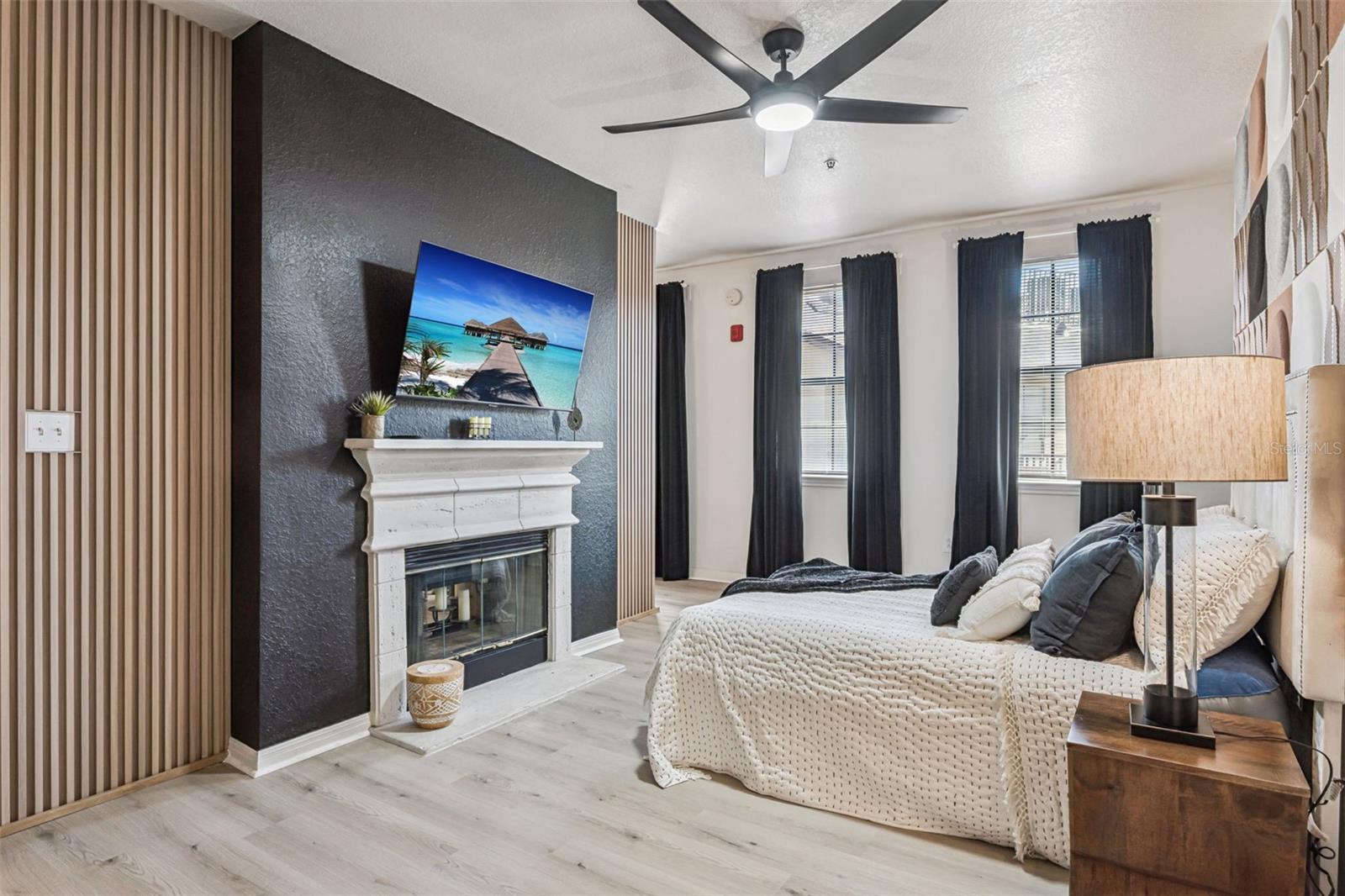 Image 16 of 35 For 911 Orange Avenue 548