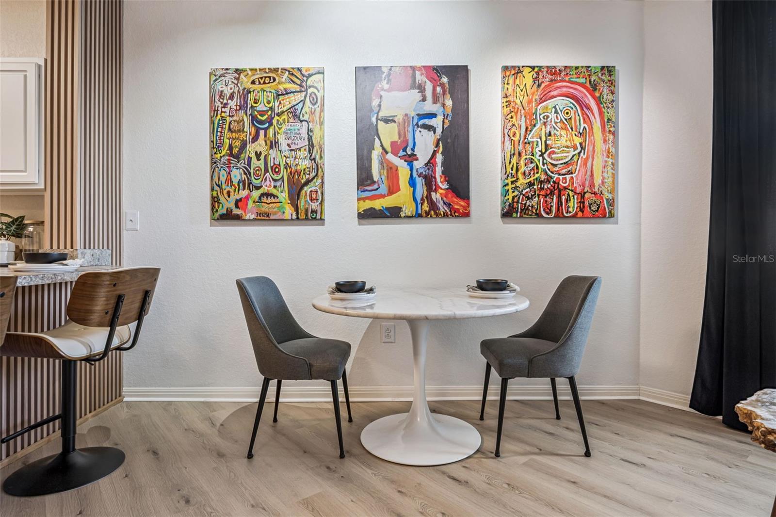 Image 8 of 35 For 911 Orange Avenue 548