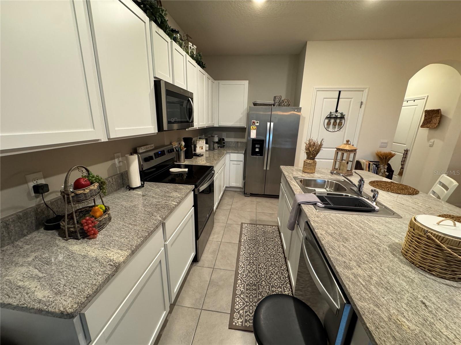 Image 17 of 22 For 5365 Pinecone Court