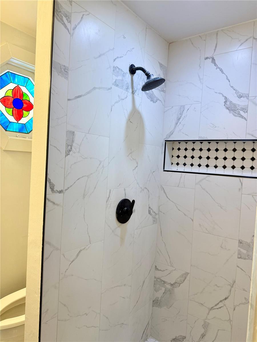 Image 8 of 8 For 333 Grove Street