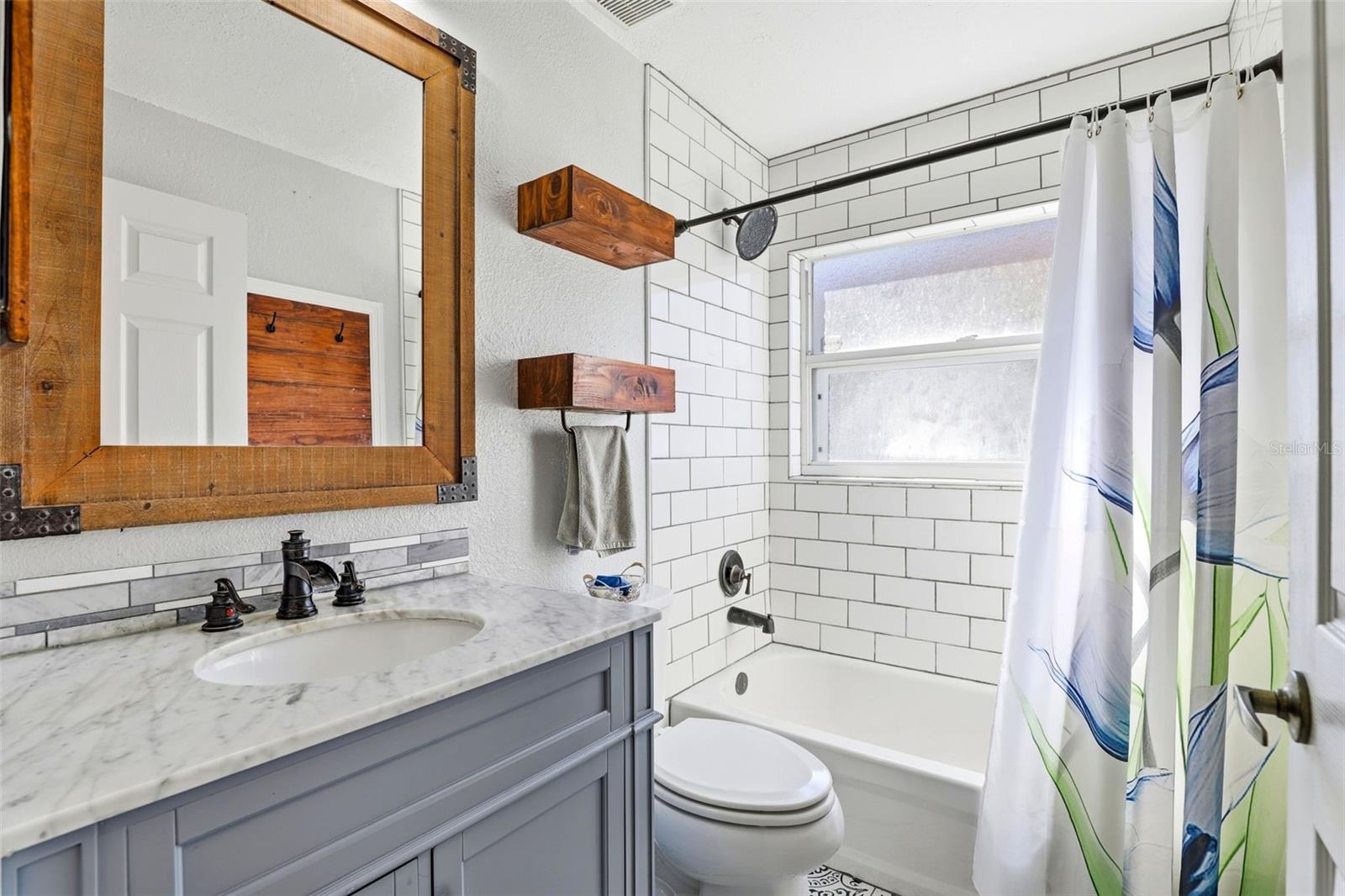 Image 4 of 51 For 1012 Marisol Court