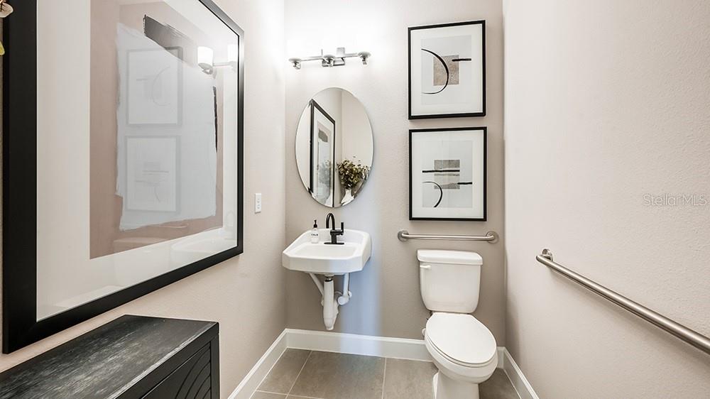 Image 15 of 32 For 32484 Sea Loch Loop