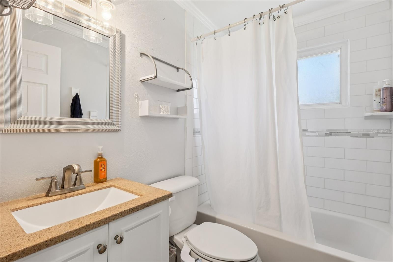 Image 14 of 26 For 1111 Palmetto Circle