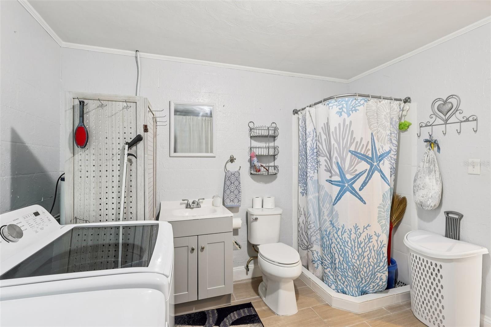 Image 16 of 26 For 1111 Palmetto Circle