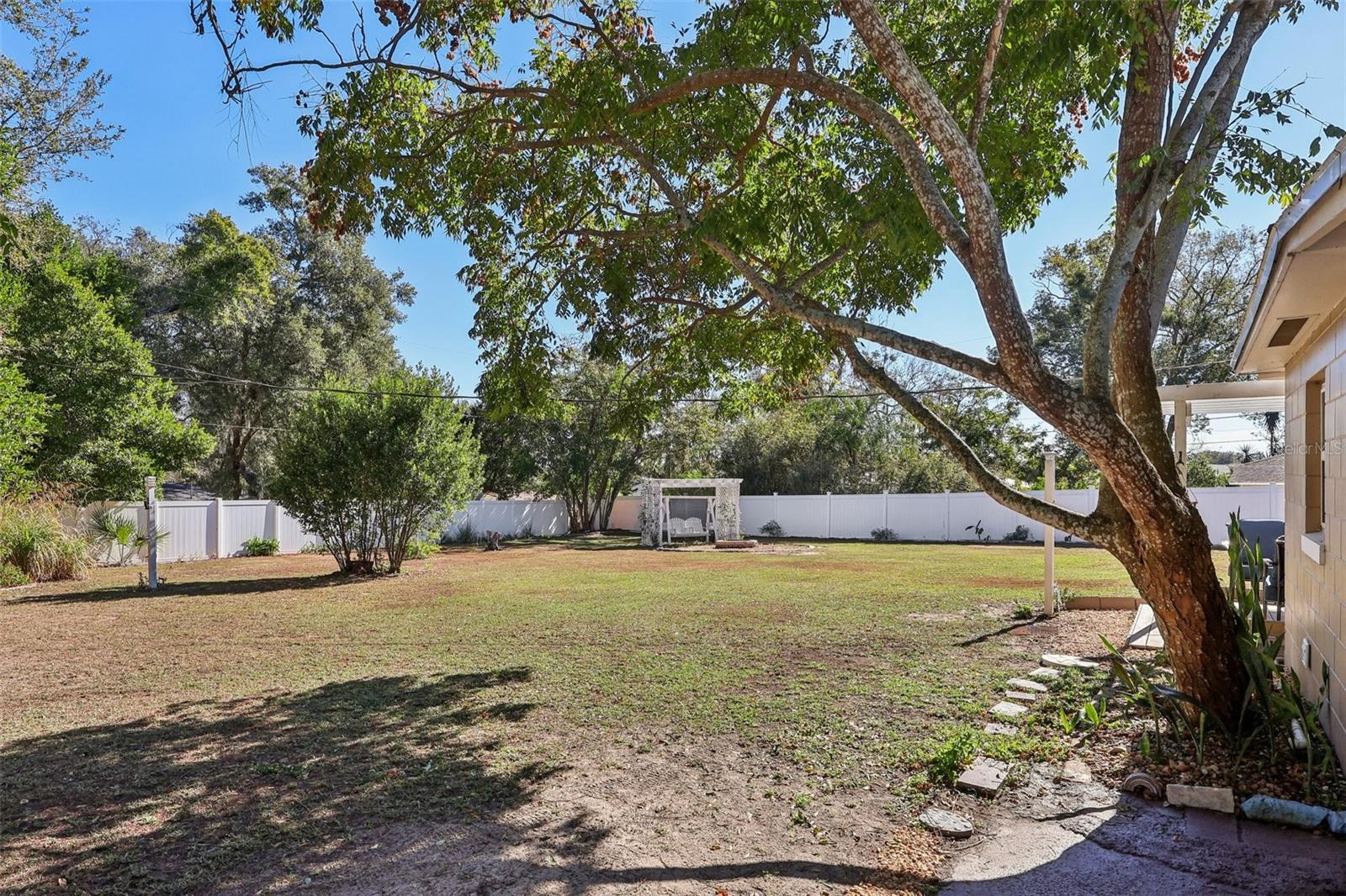 Image 22 of 26 For 1111 Palmetto Circle