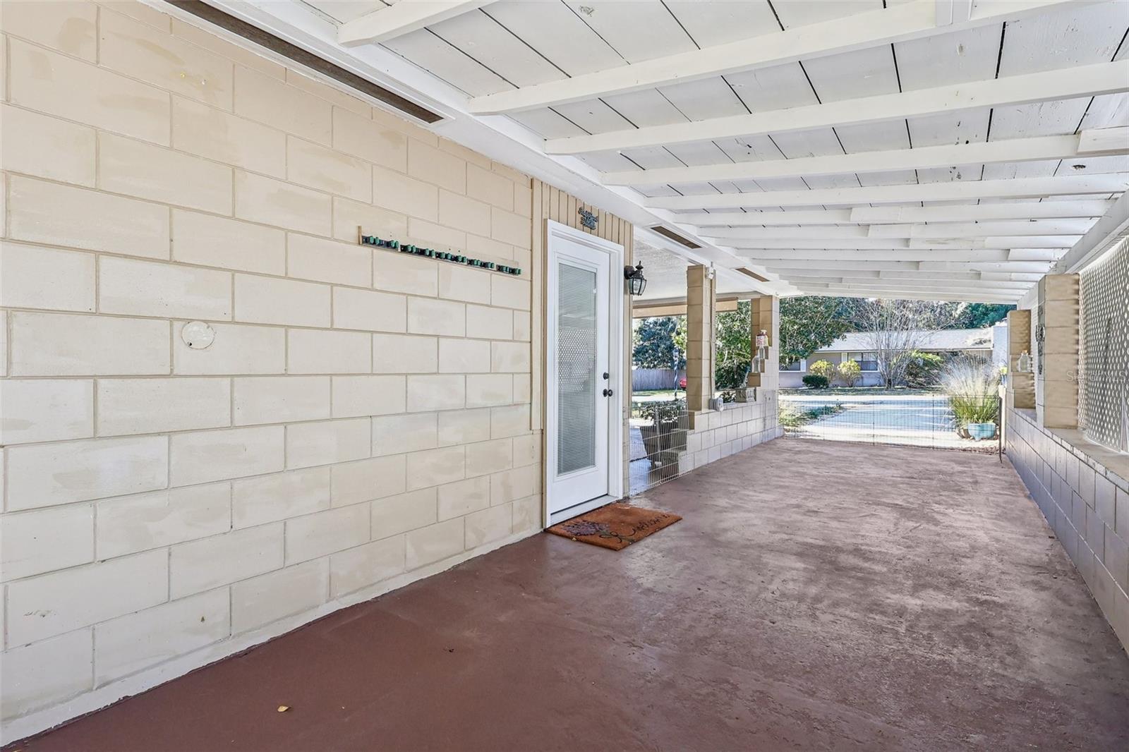 Image 3 of 26 For 1111 Palmetto Circle