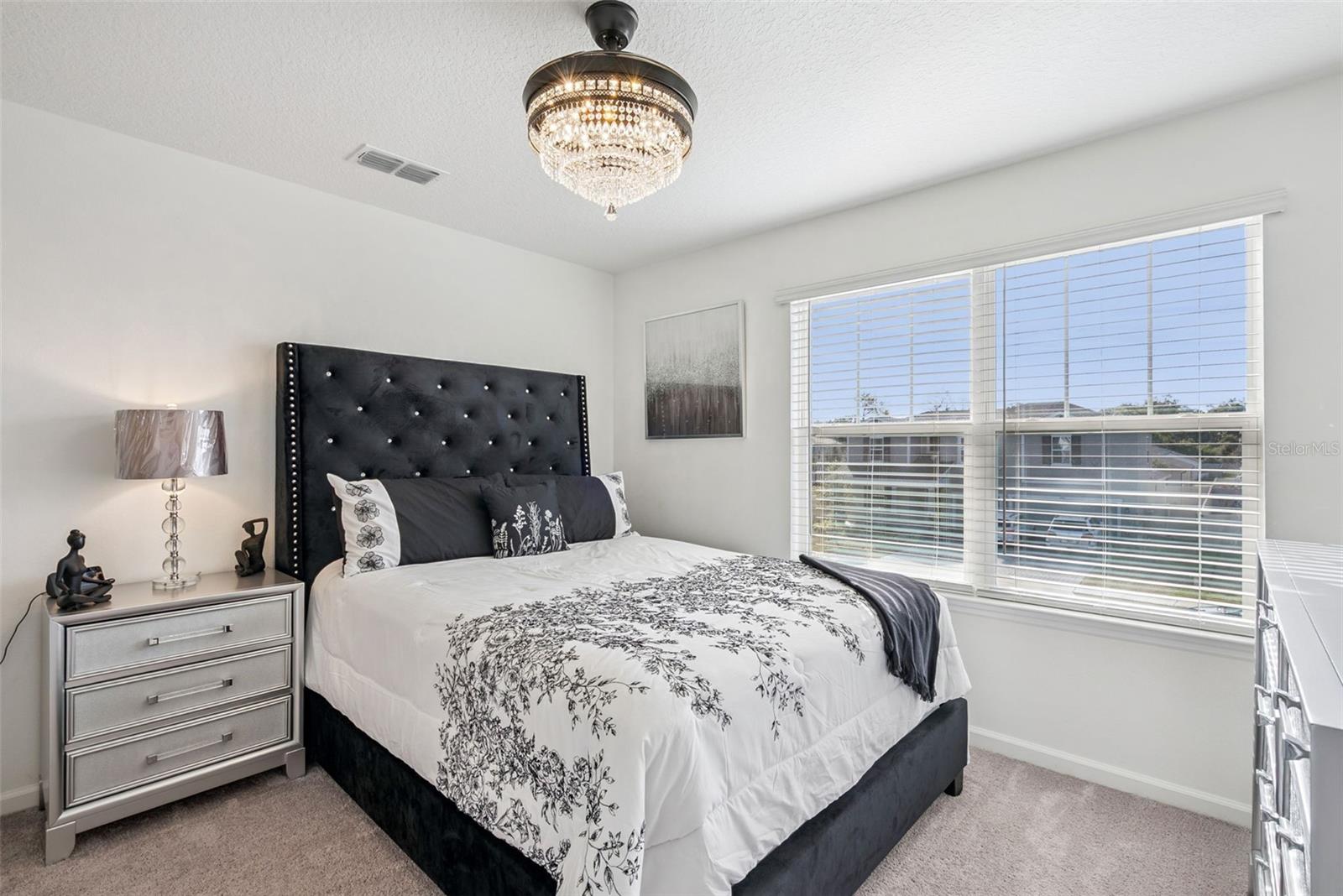 Image 20 of 40 For 887 Asterfield Lane