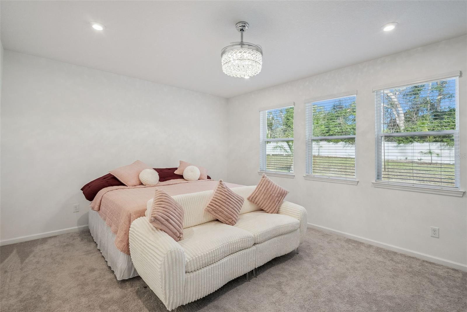 Image 28 of 40 For 887 Asterfield Lane