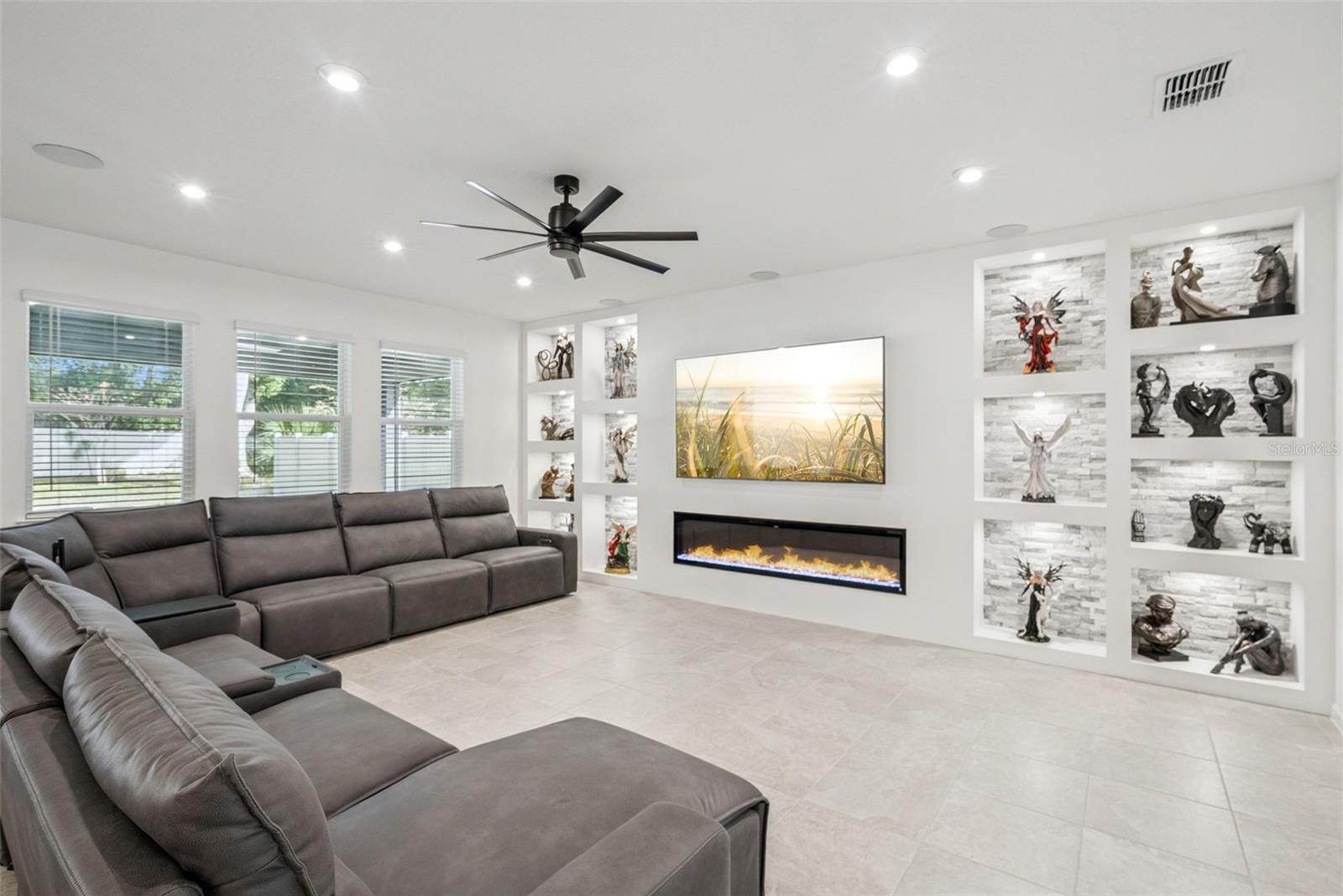 Image 9 of 40 For 887 Asterfield Lane