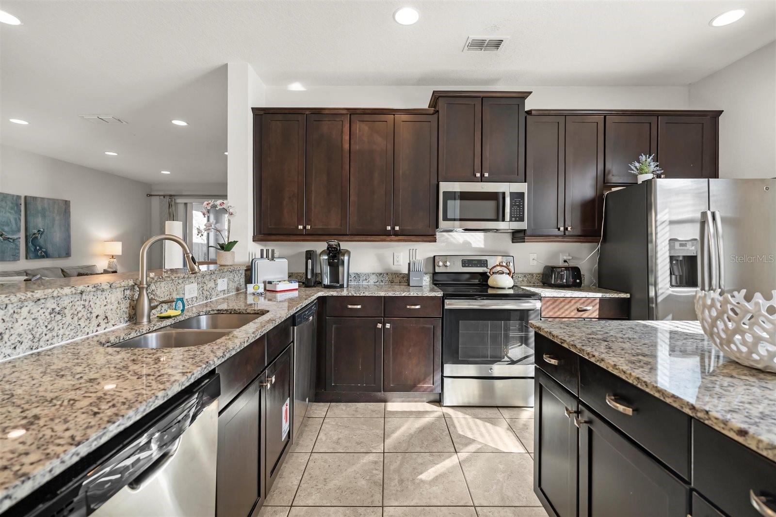 Image 32 of 45 For 7499 Marker Ave