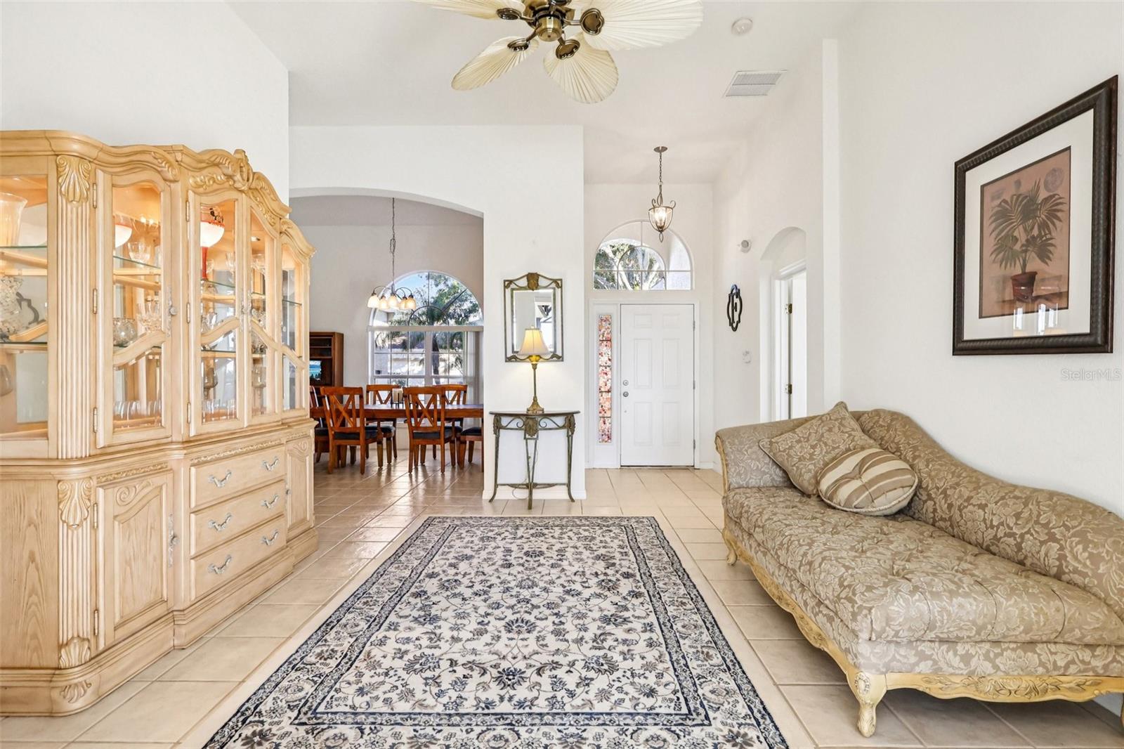 Image 10 of 60 For 332 Burford Circle