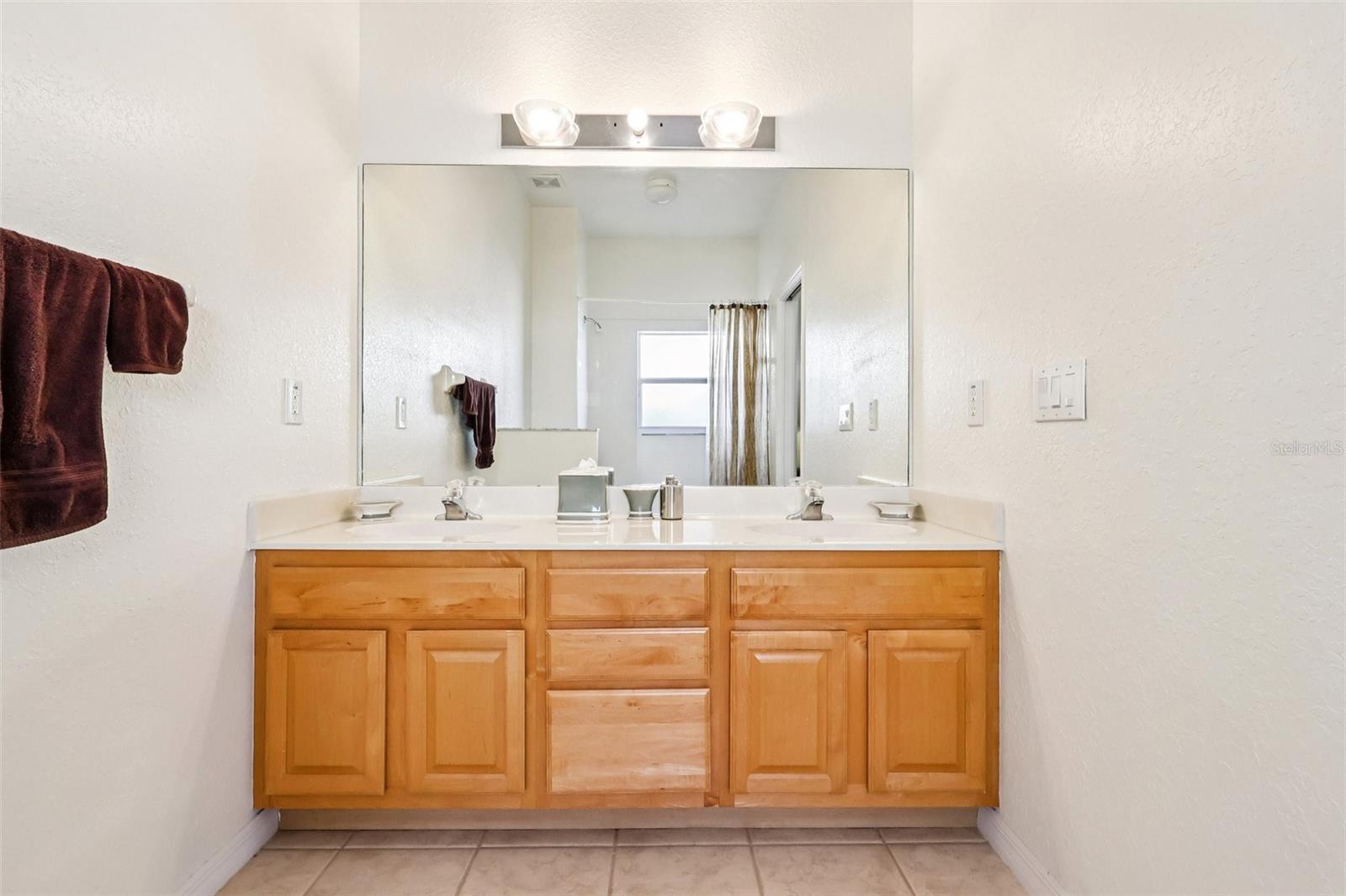 Image 30 of 60 For 332 Burford Circle