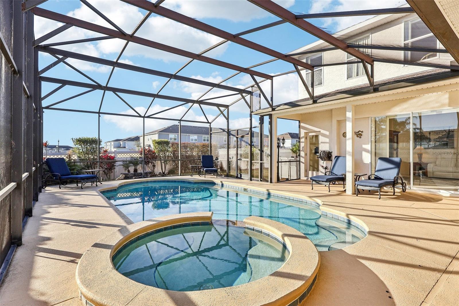 Image 43 of 60 For 332 Burford Circle