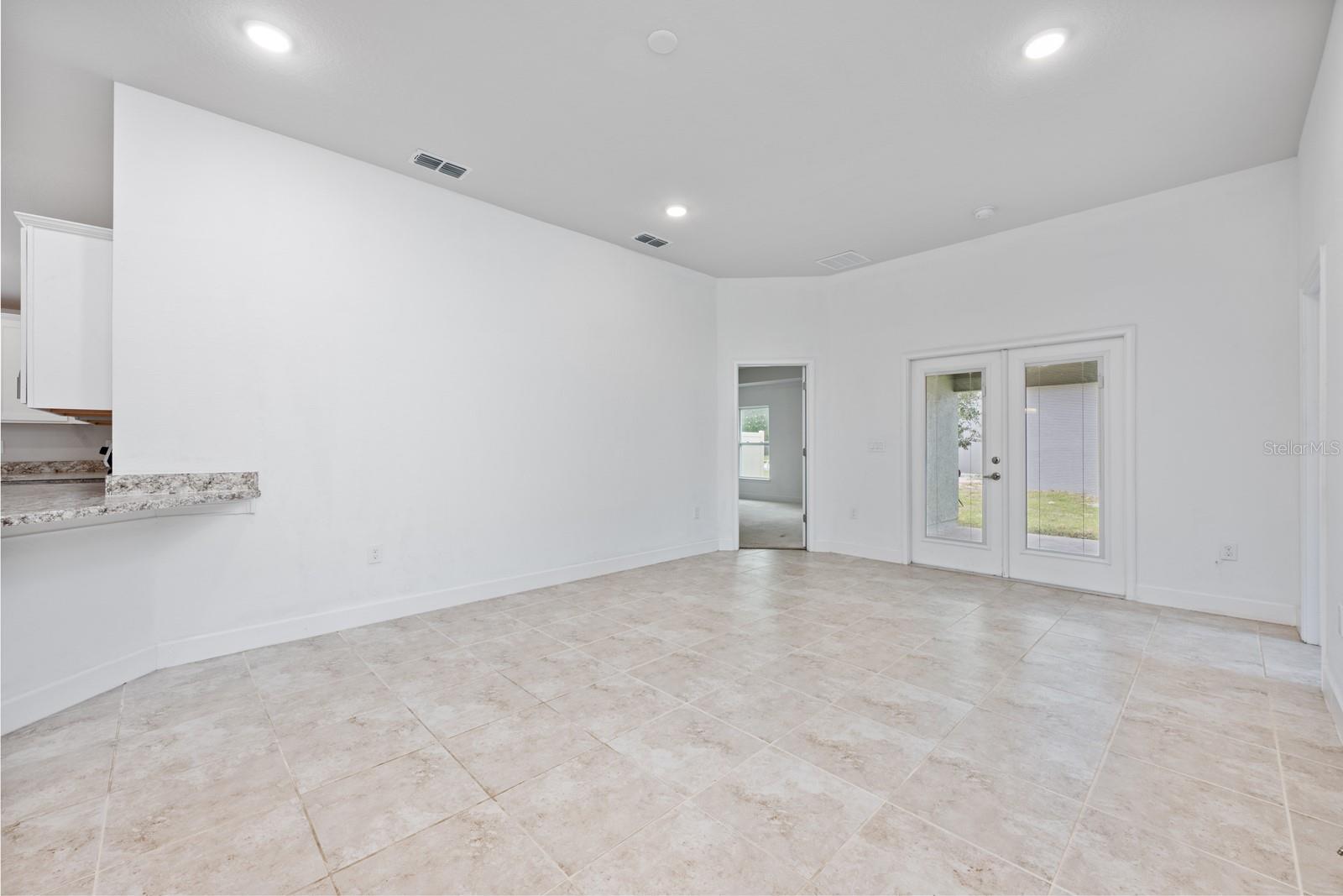 Image 13 of 40 For 1130 Berry Lane