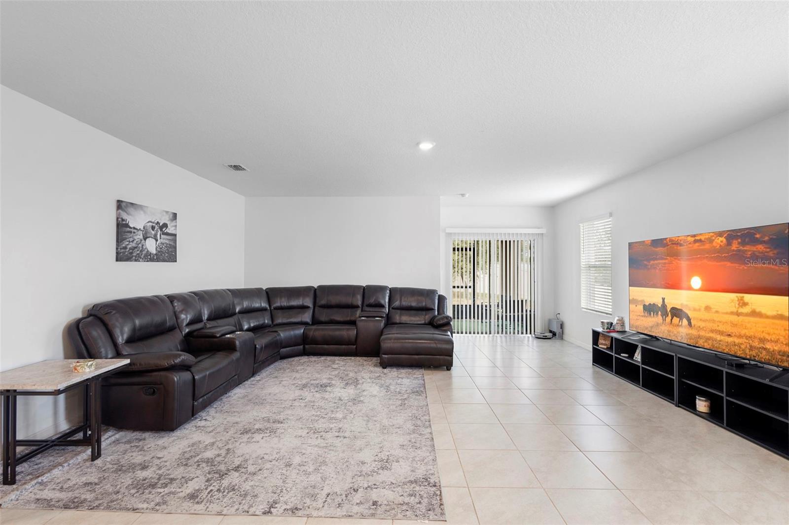 Image 13 of 47 For 859 Guadalupe Drive