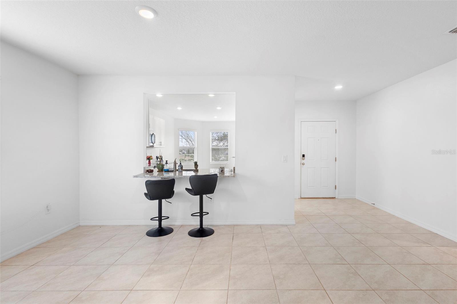 Image 16 of 47 For 859 Guadalupe Drive