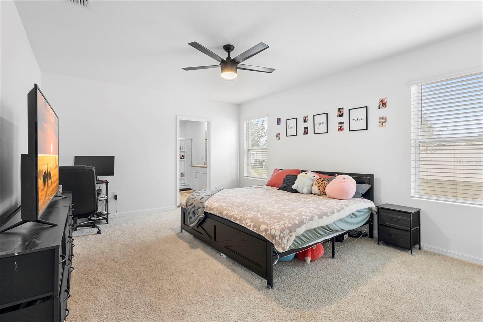 Image 24 of 47 For 859 Guadalupe Drive