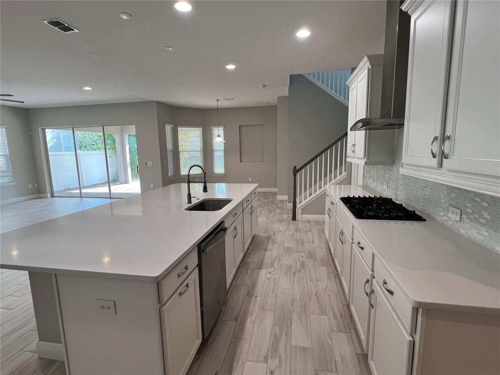 Image 10 of 58 For 15784 Sweet Limetta Drive