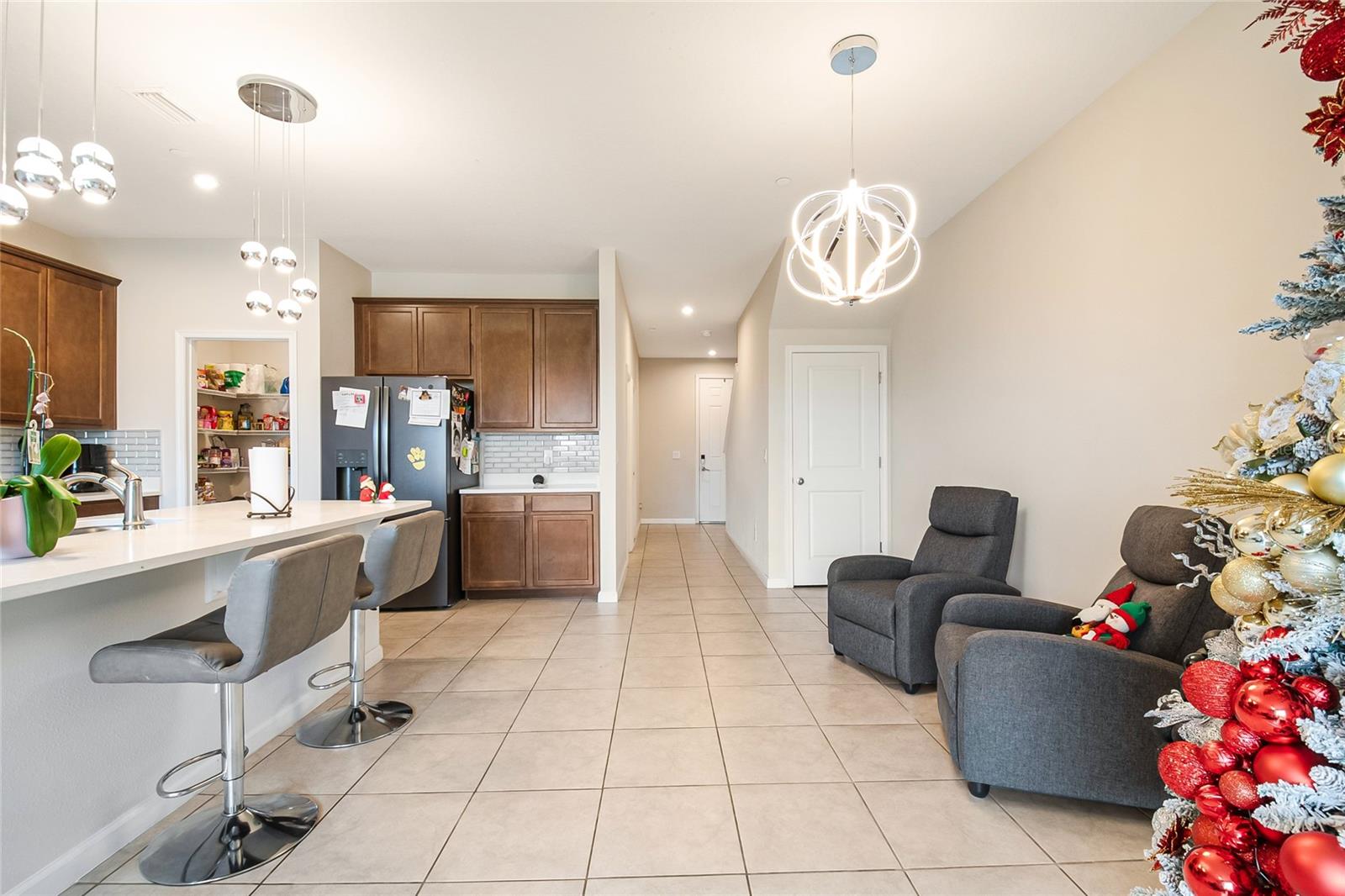 Image 18 of 59 For 1943 Holden Ridge Lane