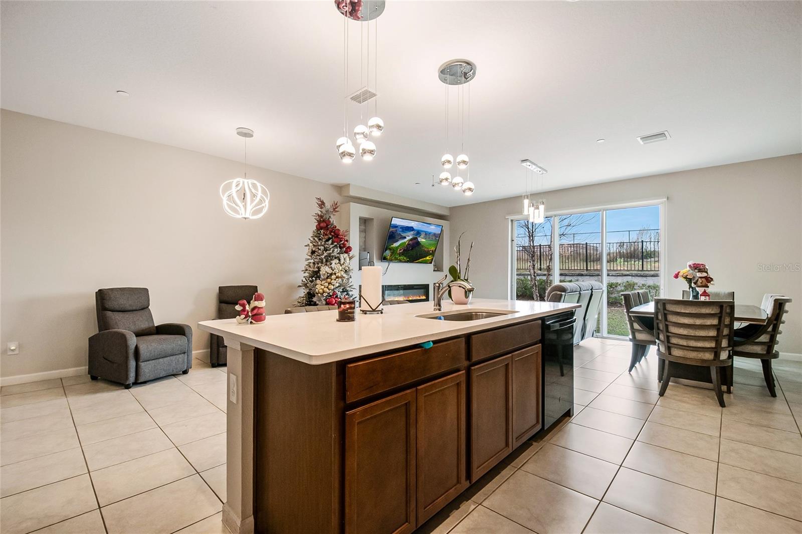 Image 27 of 59 For 1943 Holden Ridge Lane