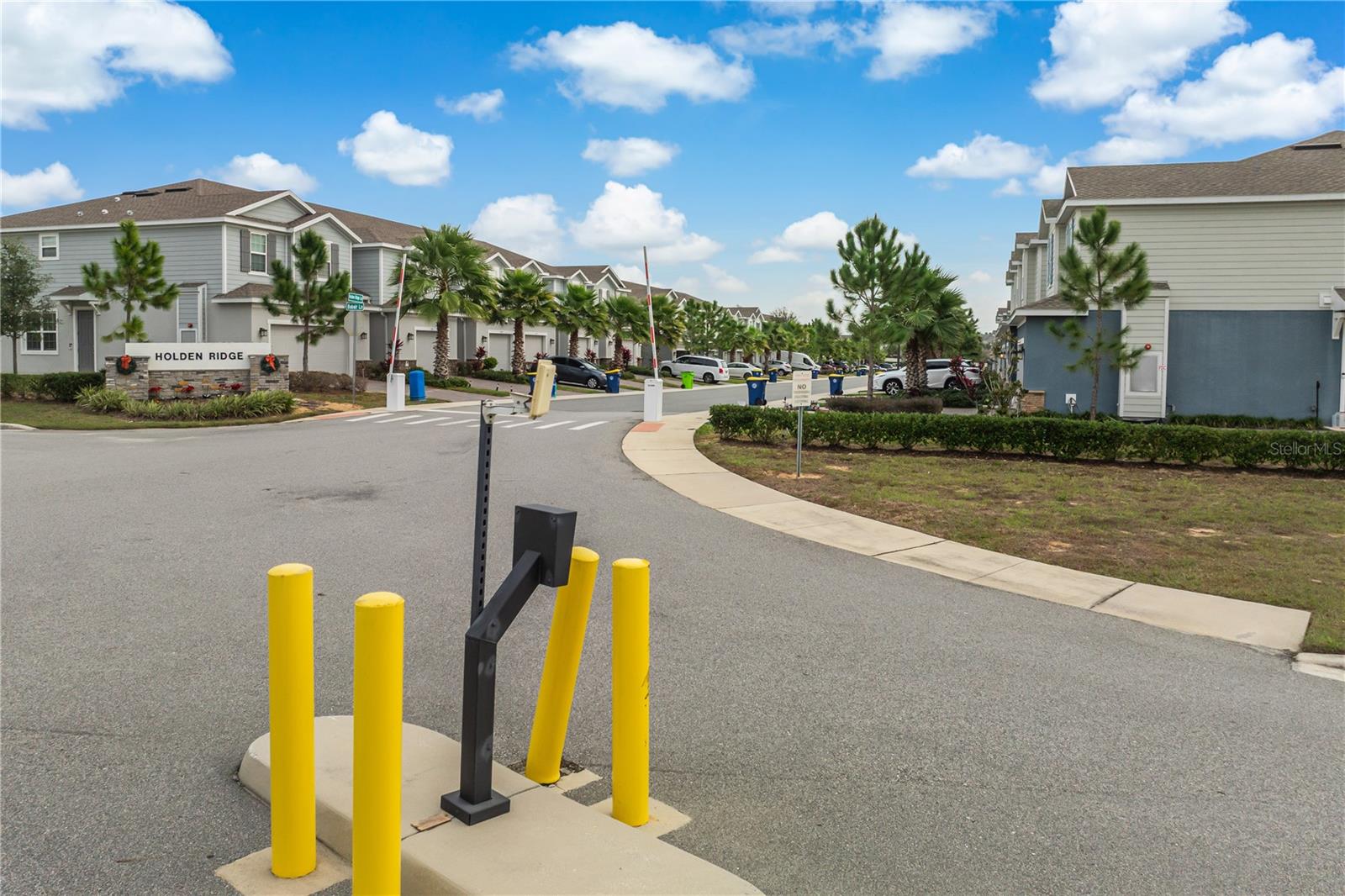 Image 3 of 59 For 1943 Holden Ridge Lane