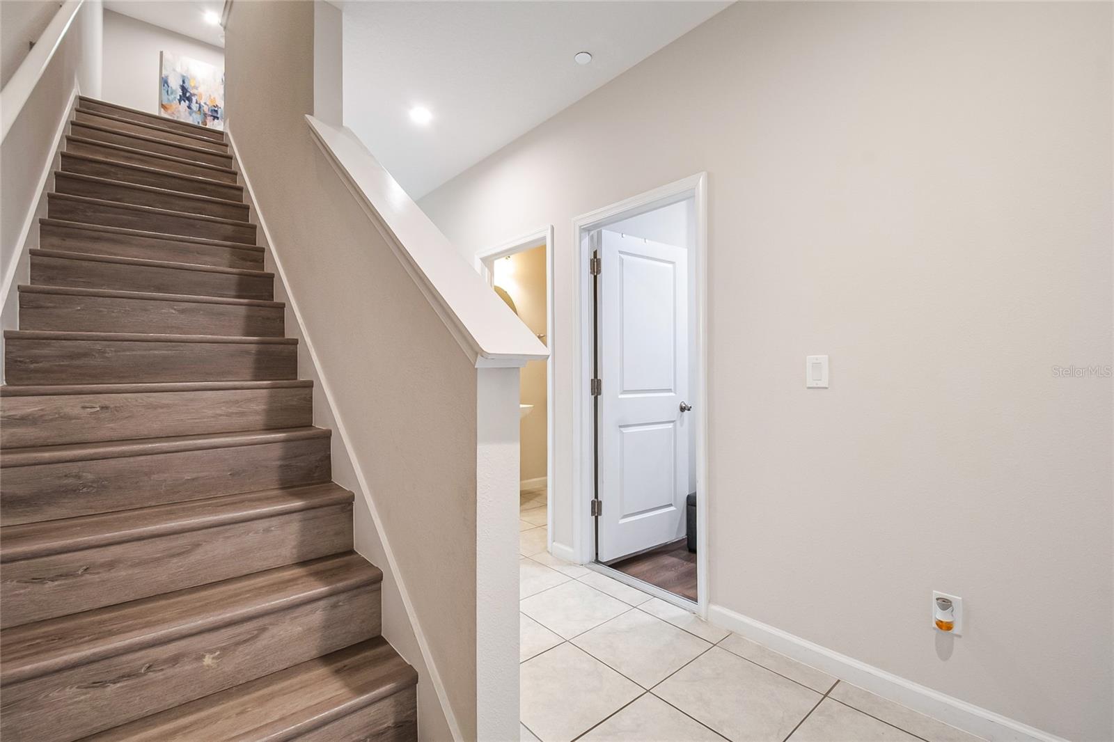 Image 30 of 59 For 1943 Holden Ridge Lane