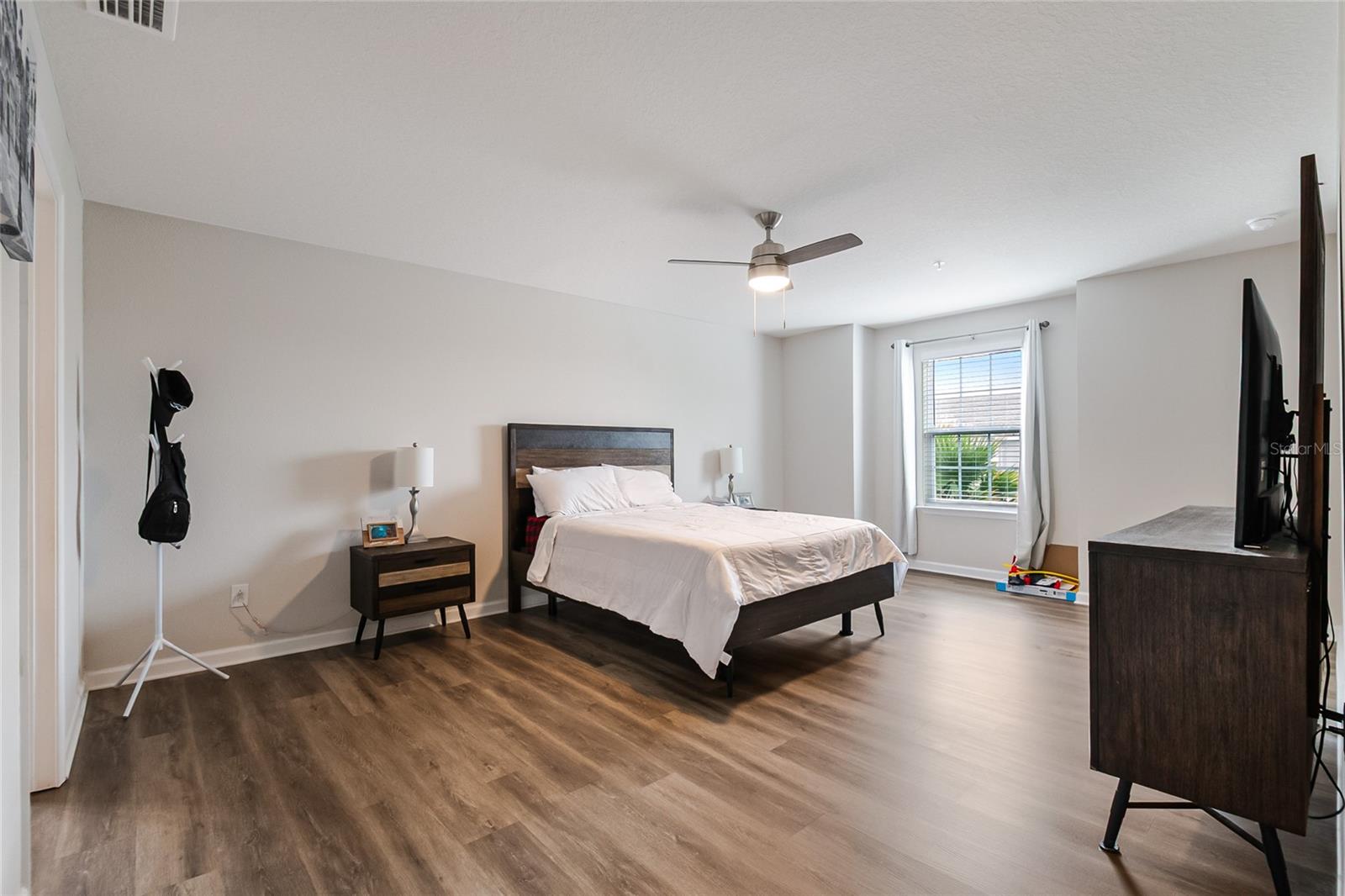 Image 35 of 59 For 1943 Holden Ridge Lane