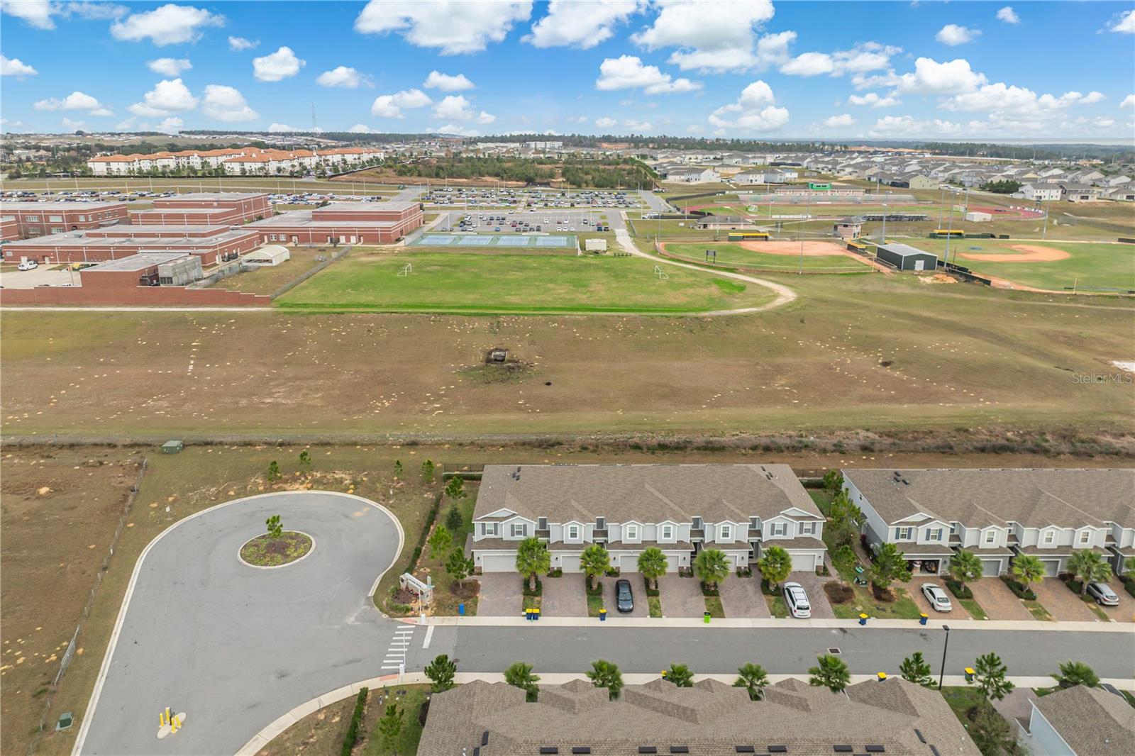 Image 4 of 59 For 1943 Holden Ridge Lane