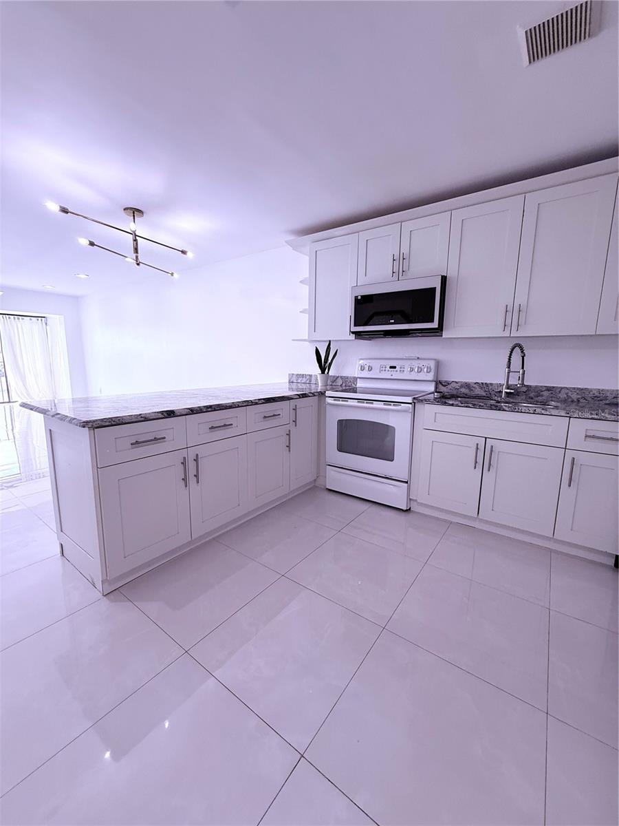 Image 6 of 34 For 4272 Deste Court 308