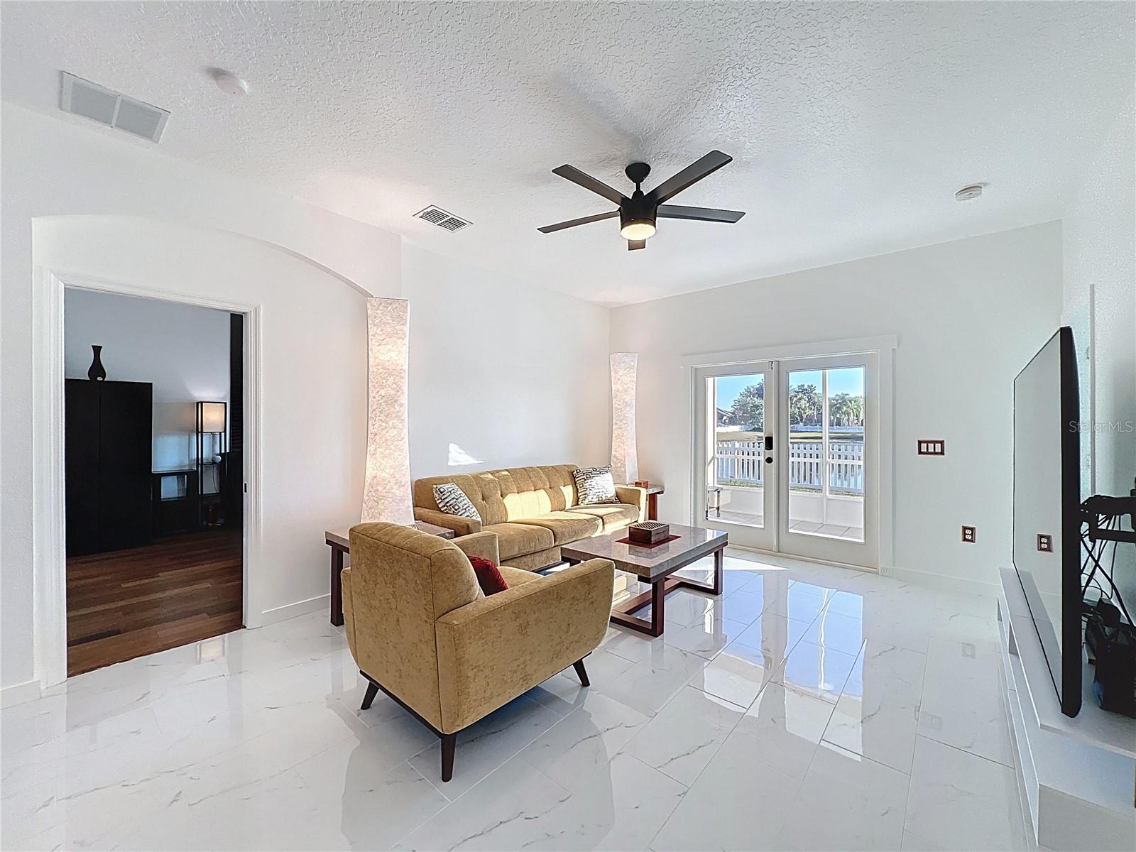 Image 12 of 40 For 4110 Andover Cay Boulevard