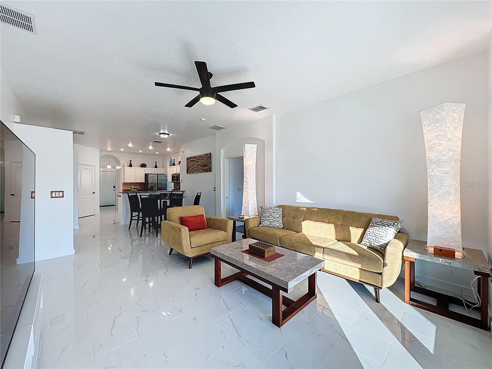 Image 14 of 40 For 4110 Andover Cay Boulevard