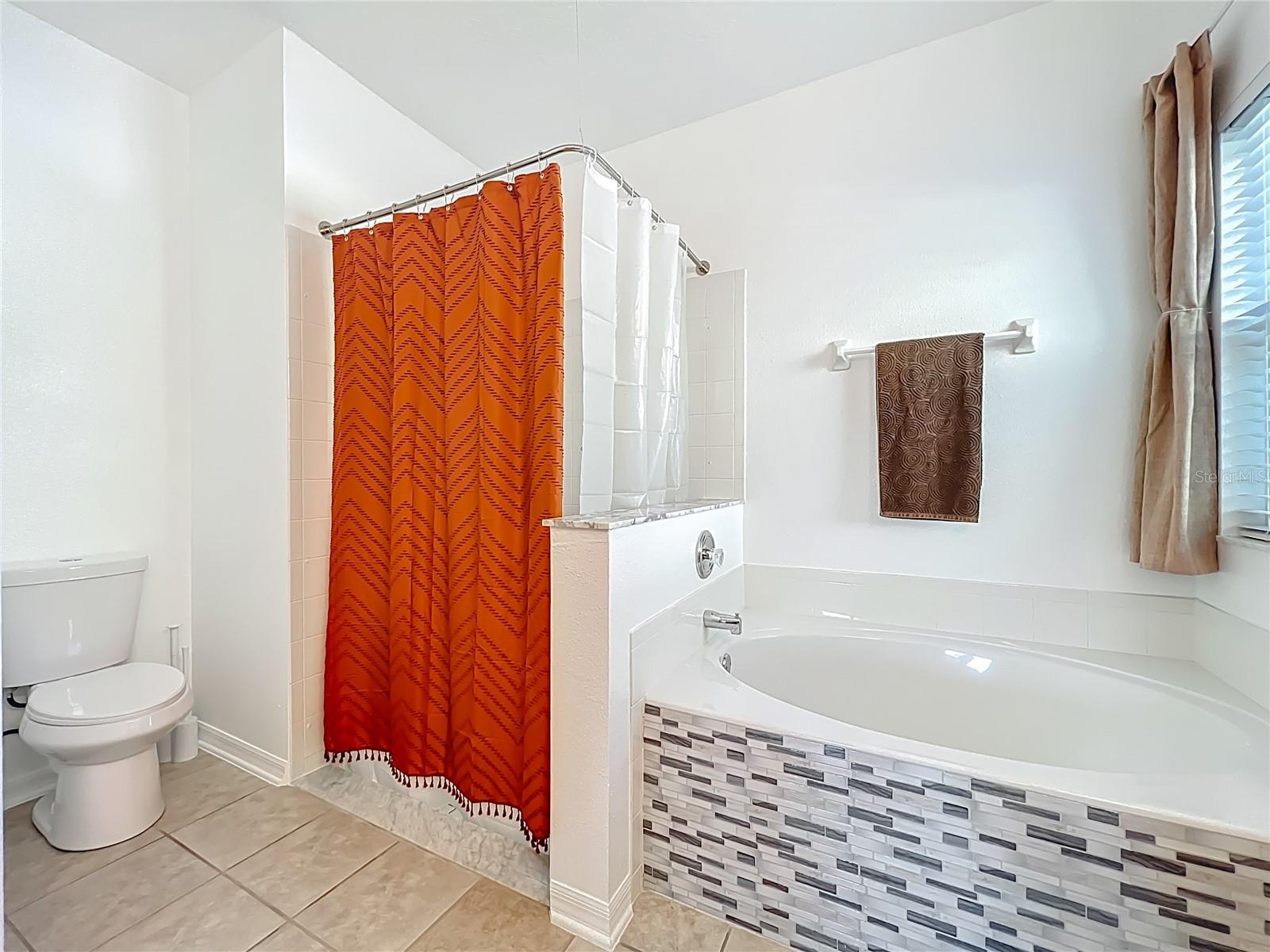 Image 20 of 40 For 4110 Andover Cay Boulevard