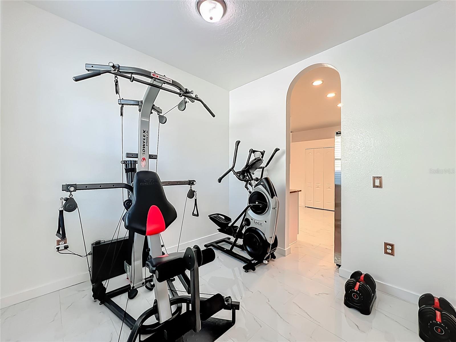 Image 7 of 40 For 4110 Andover Cay Boulevard