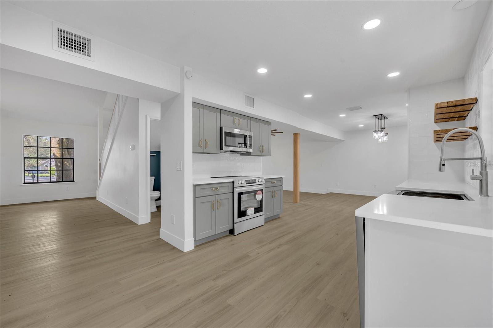 Image 14 of 34 For 5330 Lake Burkett Lane