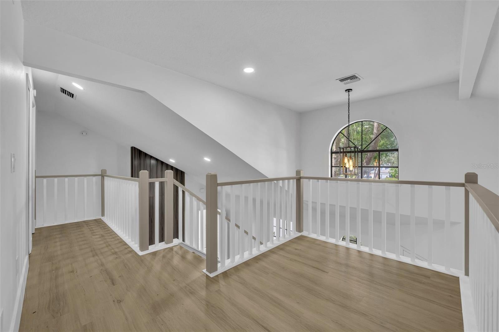 Image 26 of 34 For 5330 Lake Burkett Lane