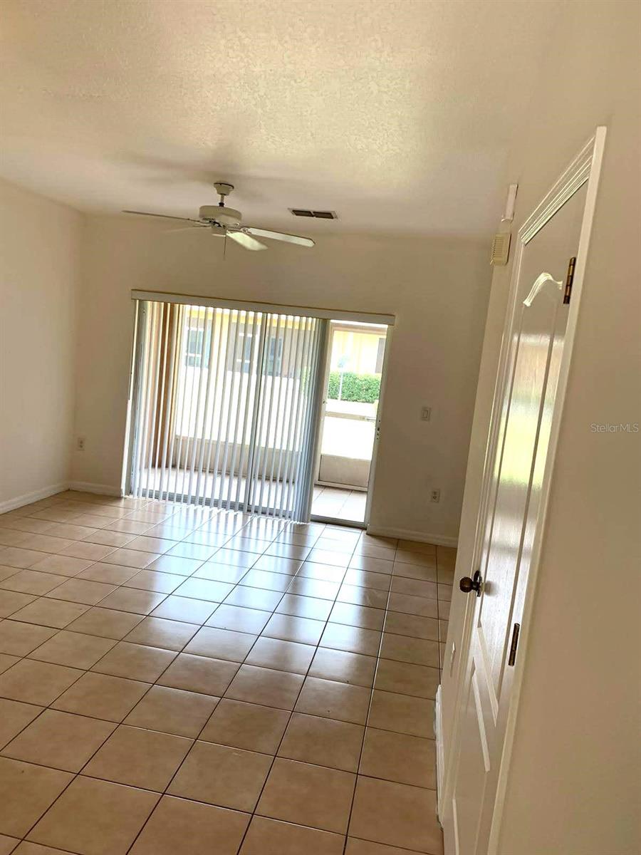 Image 4 of 13 For 219 Weymouth Drive