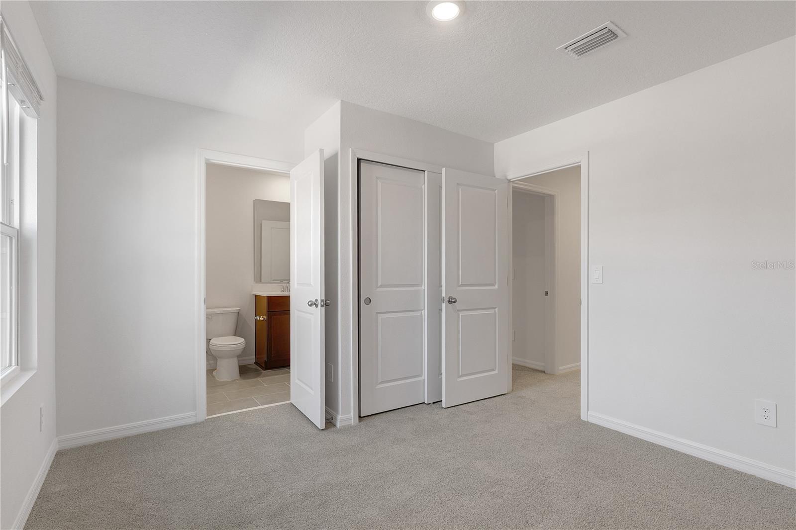 Image 22 of 25 For 1122 Bradford Park Drive