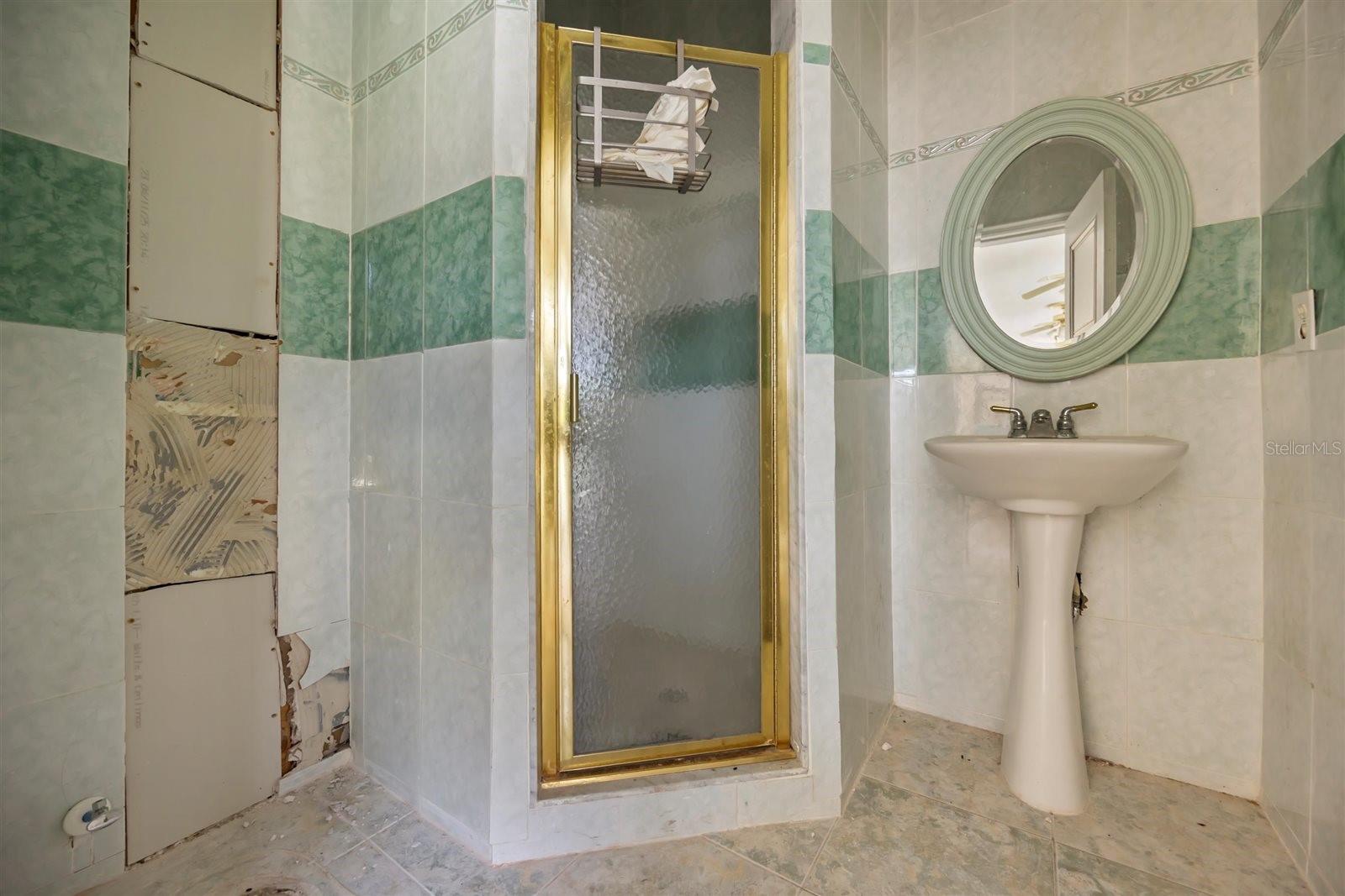 Image 13 of 34 For 6282 Indian Meadow St