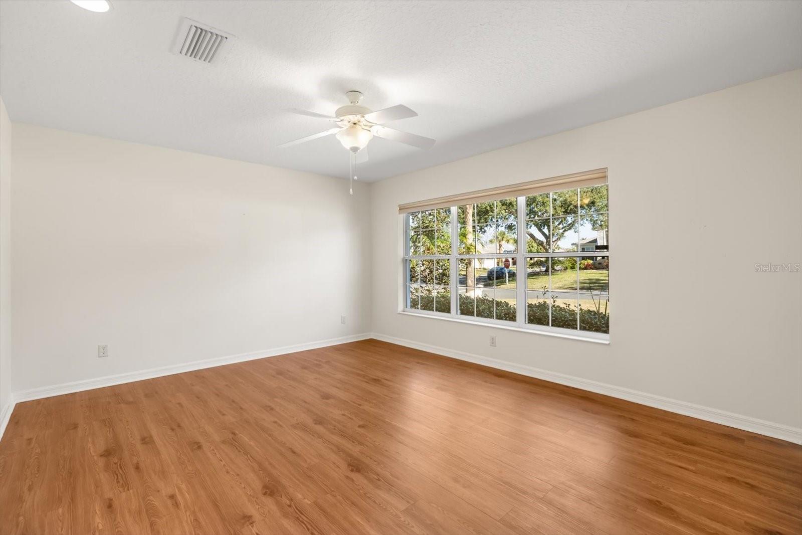 Image 12 of 58 For 5008 Adriatic Avenue