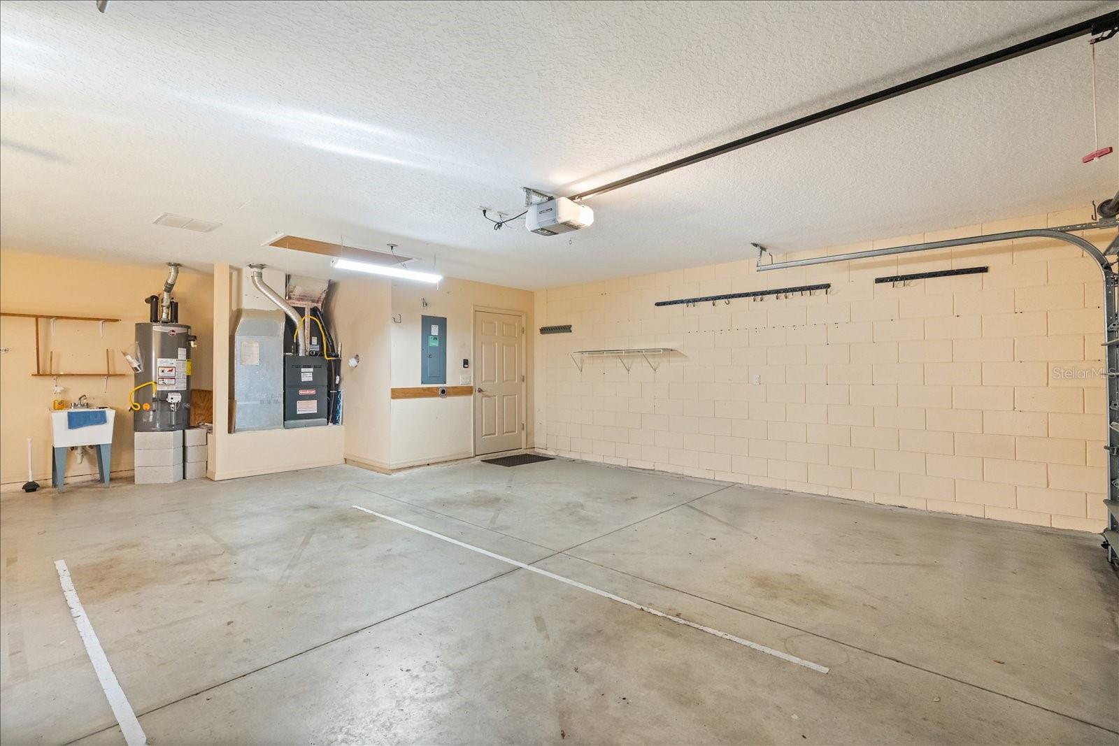 Image 26 of 58 For 5008 Adriatic Avenue