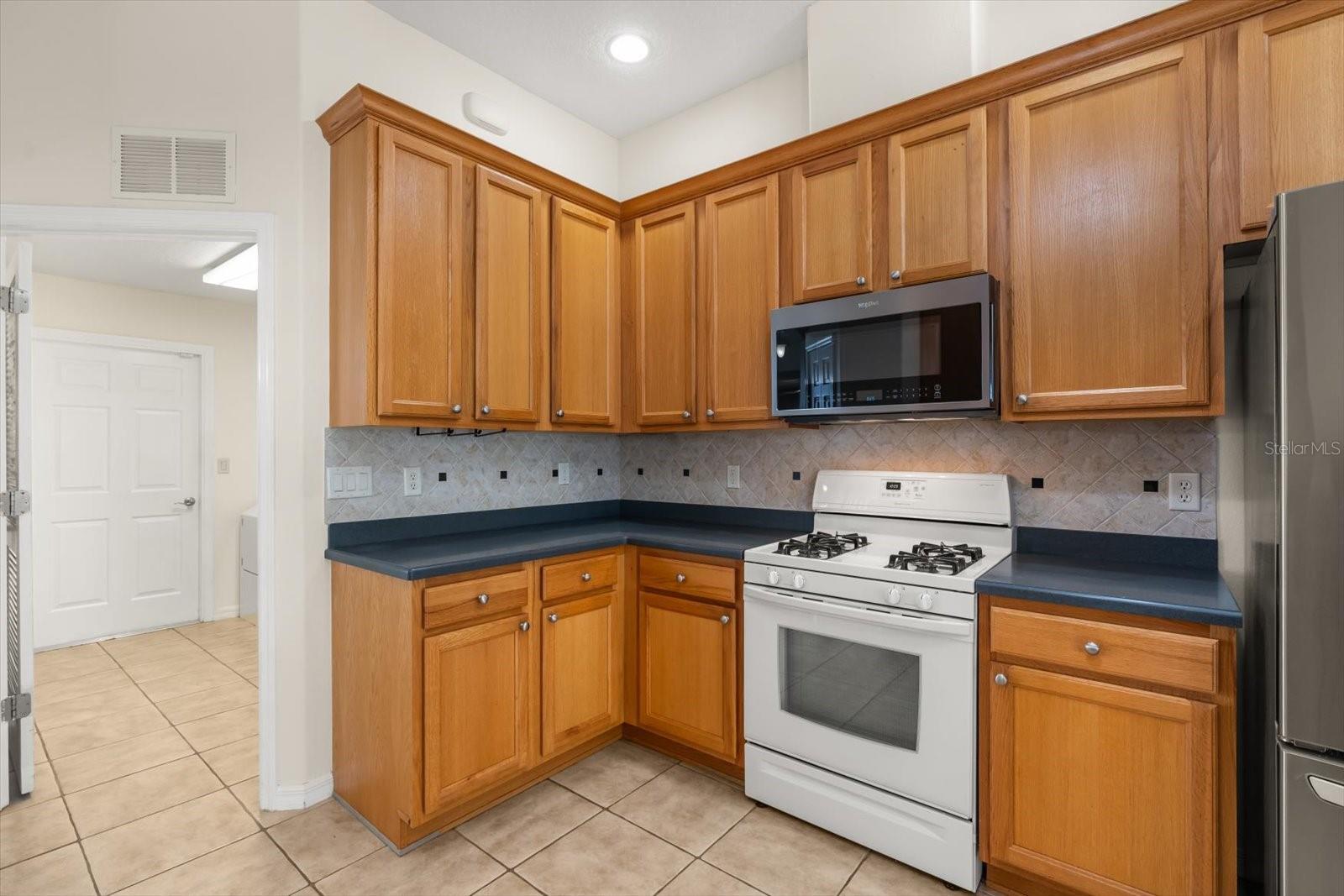 Image 8 of 58 For 5008 Adriatic Avenue